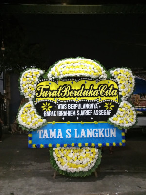 Papan Bunga Duka di Raren Batuah